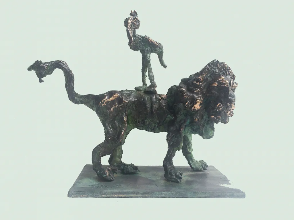 Lion – Ernő Tóth