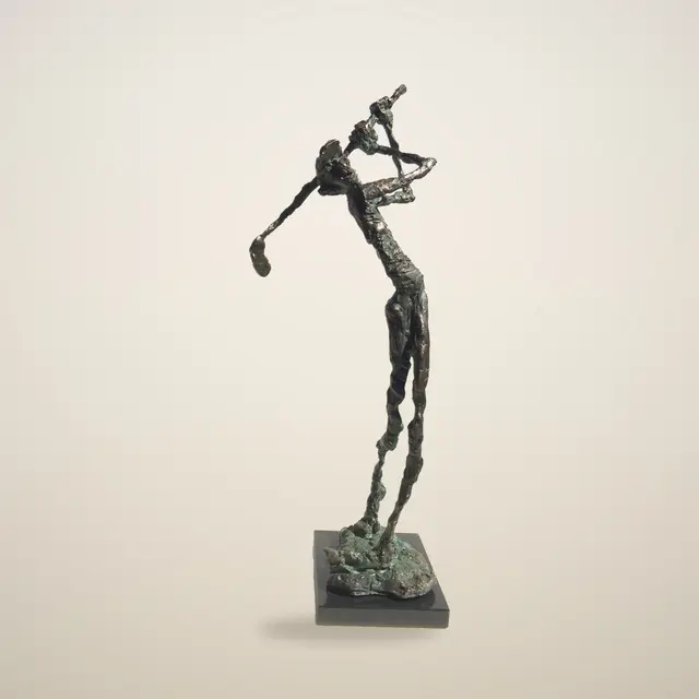 高尔夫 – Ernő Tóth 的青铜雕塑作品